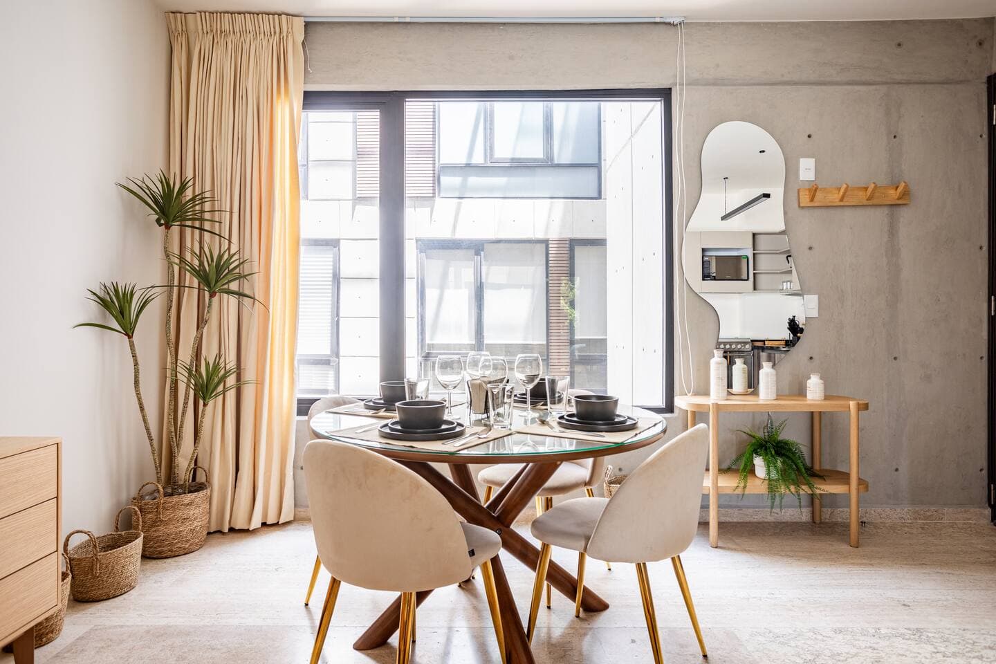 Urban Oasis: Balcony, Design and Comfort