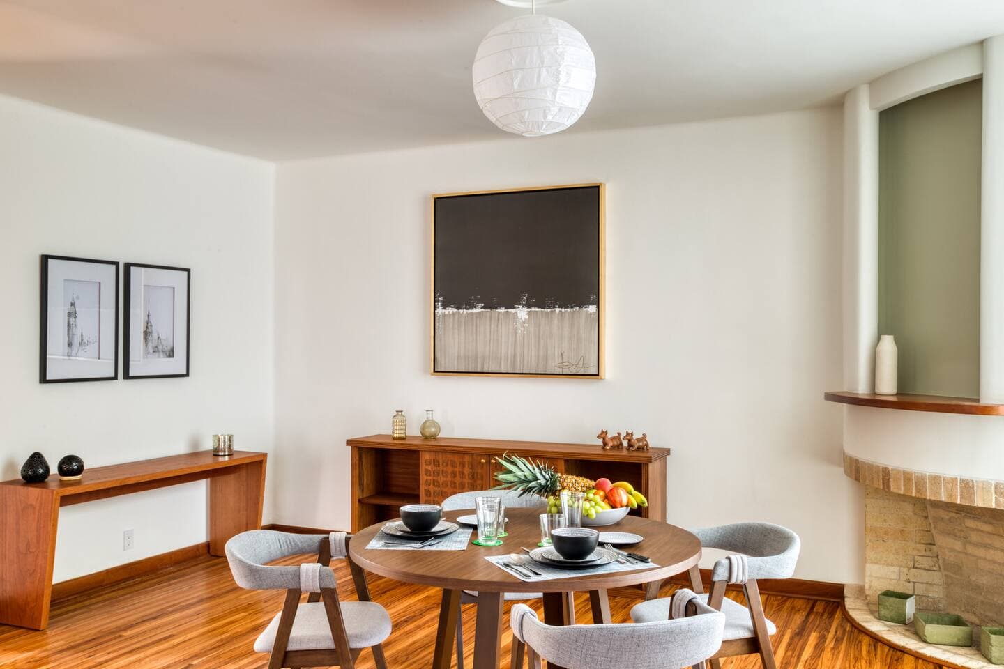 Elegant 1240ft² Art Deco Apt. by Awarded Architect